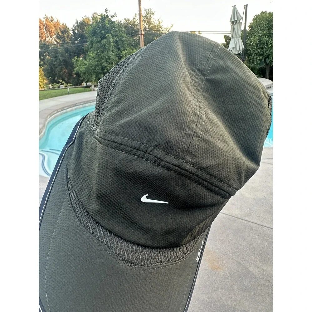 *Nike Daybreak* Dri-Fit Mesh 5-Panel Running Cycling Hat‎  Adjustable Tailwind